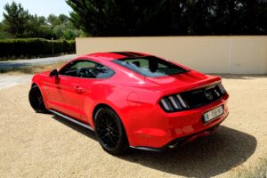 Ford Mustang V8 (2)