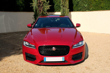 Jaguar XF (2)