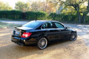 Mercedes C63 Amg (4)