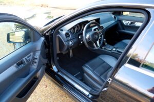 Mercedes C63 Amg (7)