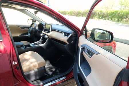 Toyota Rav 4 (11)
