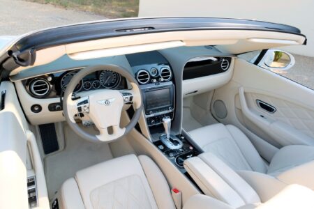 Bentley V8 Cabriolet (10)