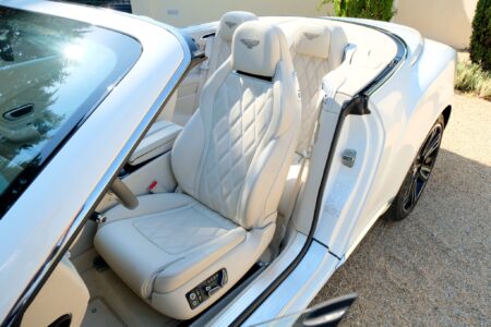 Bentley V8 Cabriolet (8)