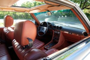 Mercedes 380SLC (13)