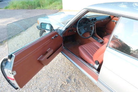 Mercedes 380SLC (6)