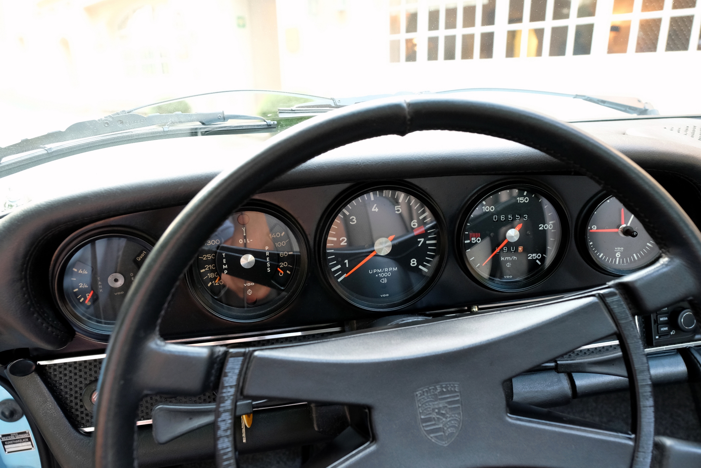 Porsche 911 T Targa (14)