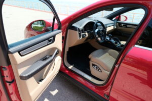 Porsche Cayenne Hybrid (5)