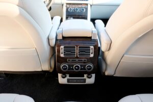 Range Rover Autobiography (14)