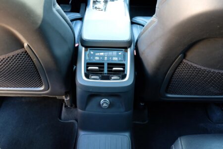 Volvo XC90 (10)