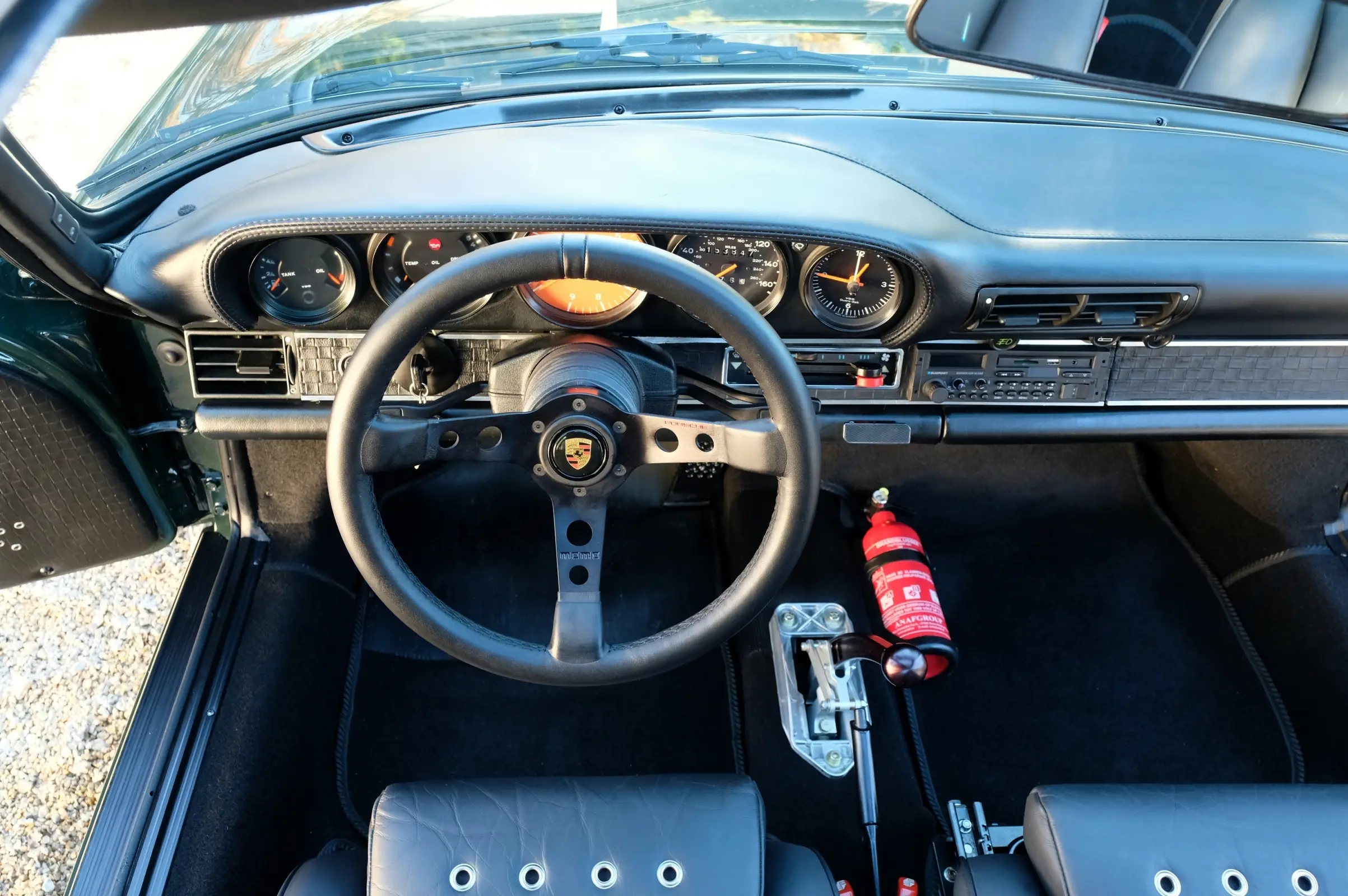 Porsche 911 Backdate (12)
