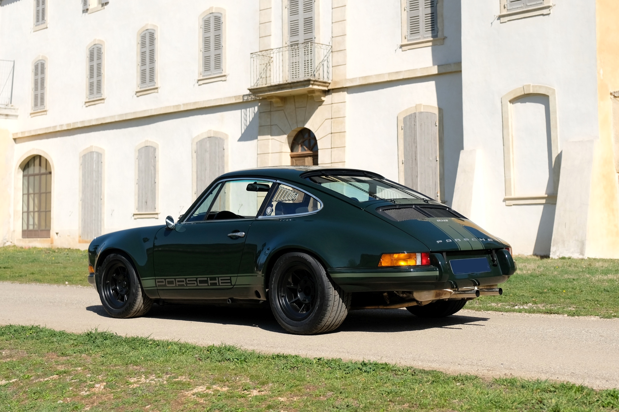 Porsche 911 Backdate (2)