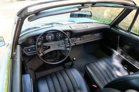 Porsch 911 Targa 2.4 (15)