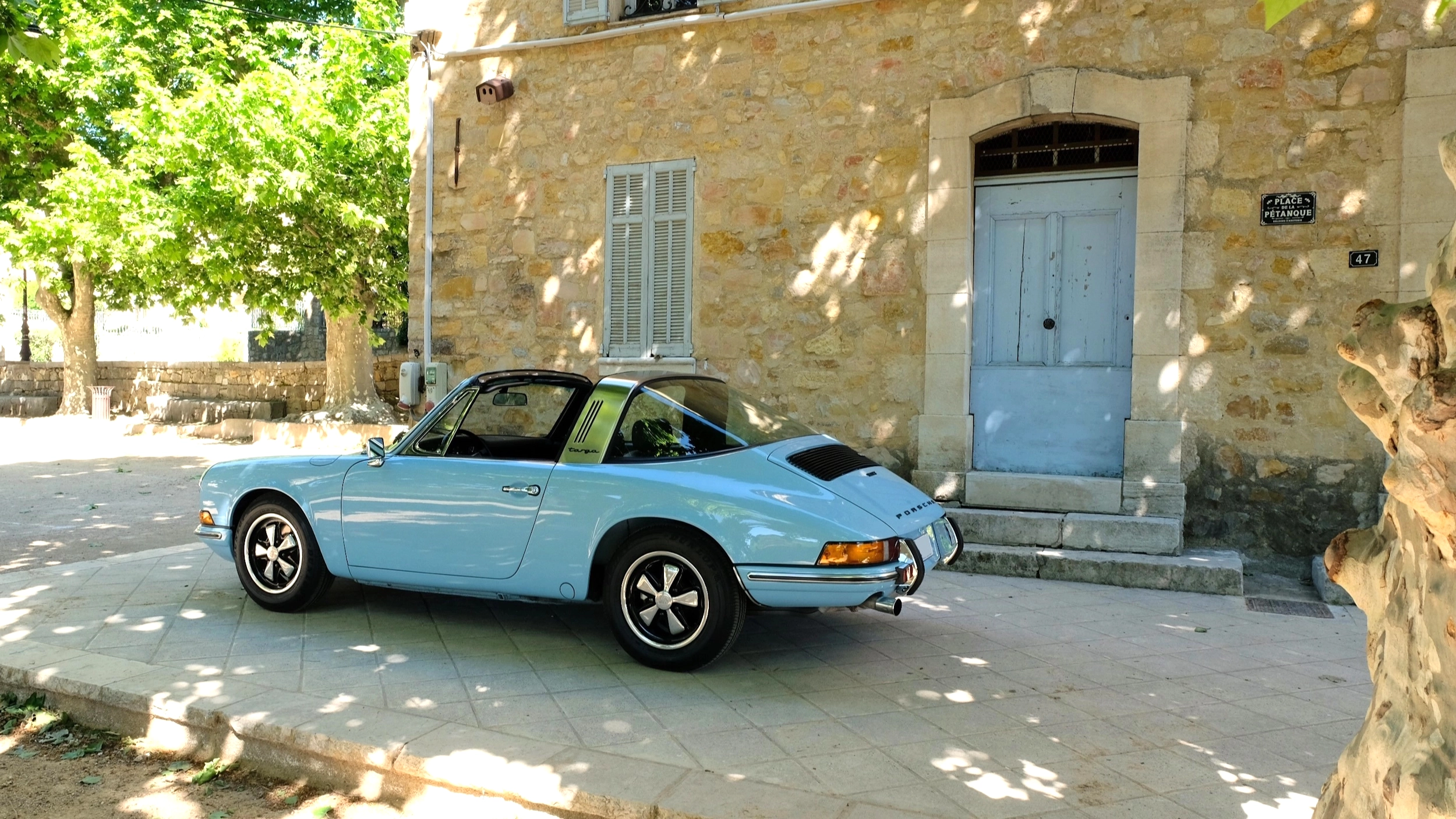 Porsche 911T 2.4 Targa (3)