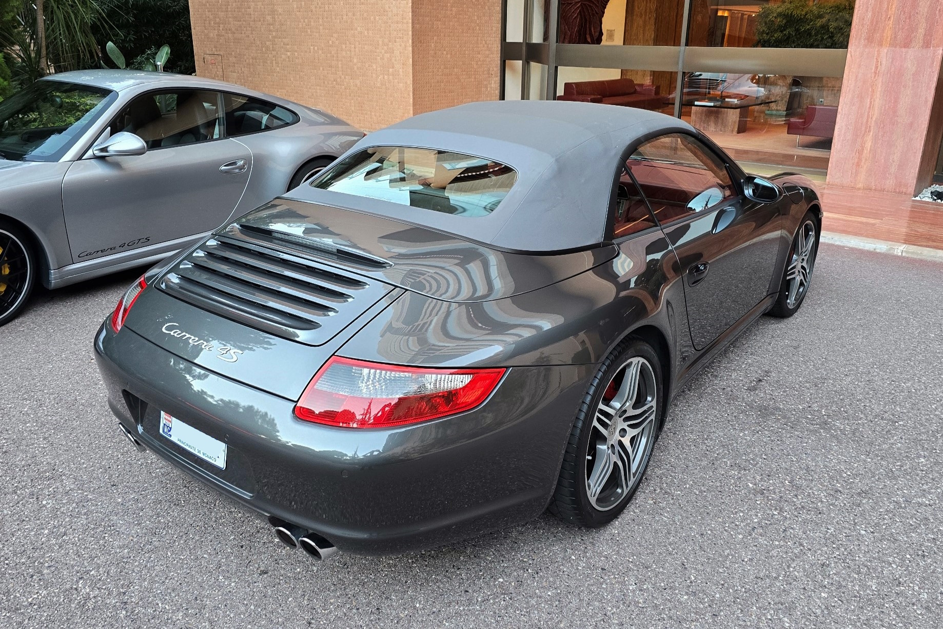 Porsche 997 Cabrio 4S (2)
