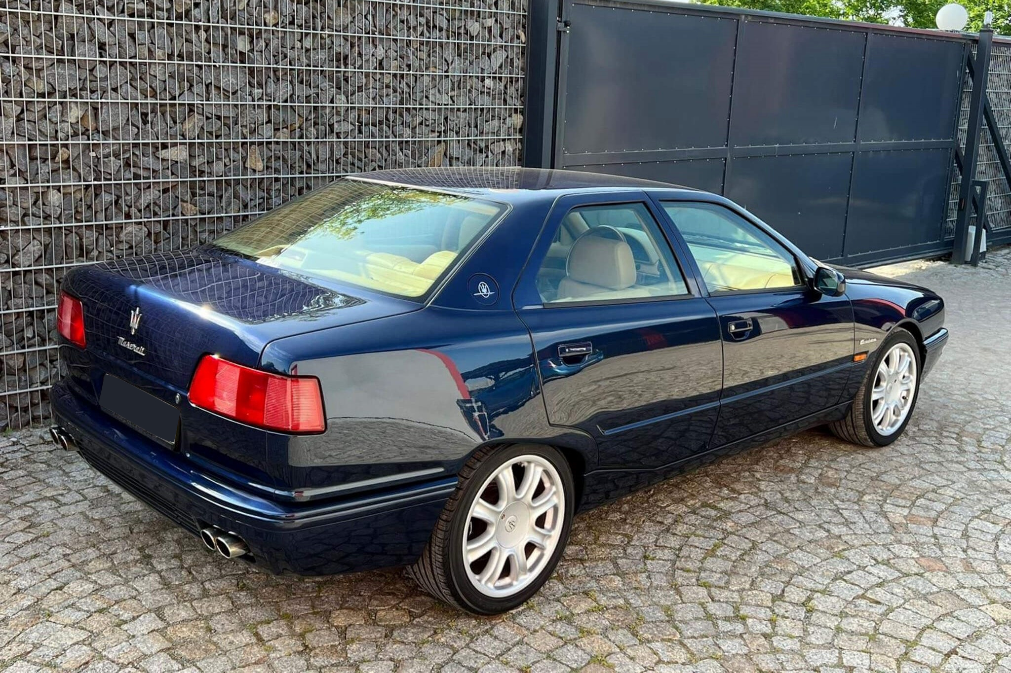 Maserati Quattroporte 2000 (2)